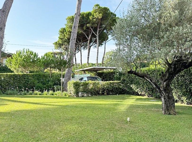 Haus in Forte dei Marmi, Italien, 256 m² - Foto 2