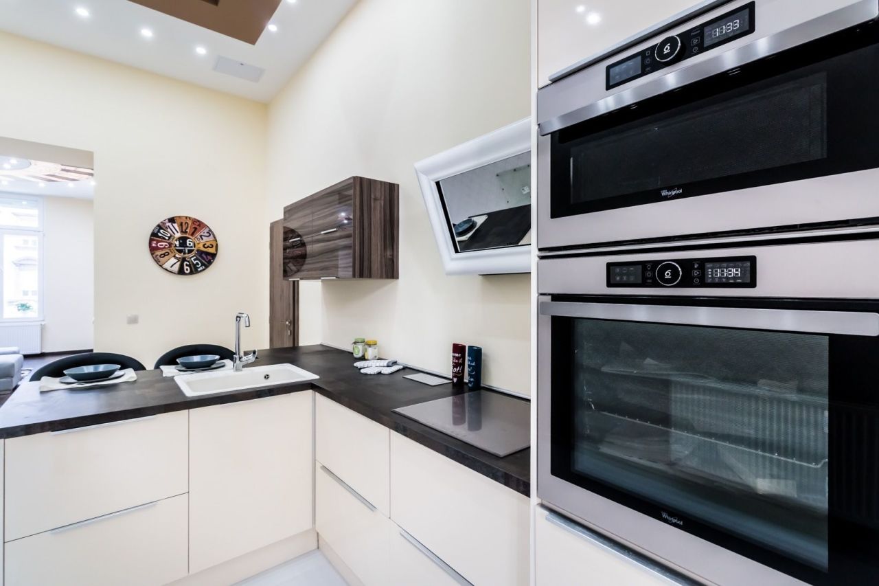 Apartment in Budapest, Hungary, 89 m² - picture 5