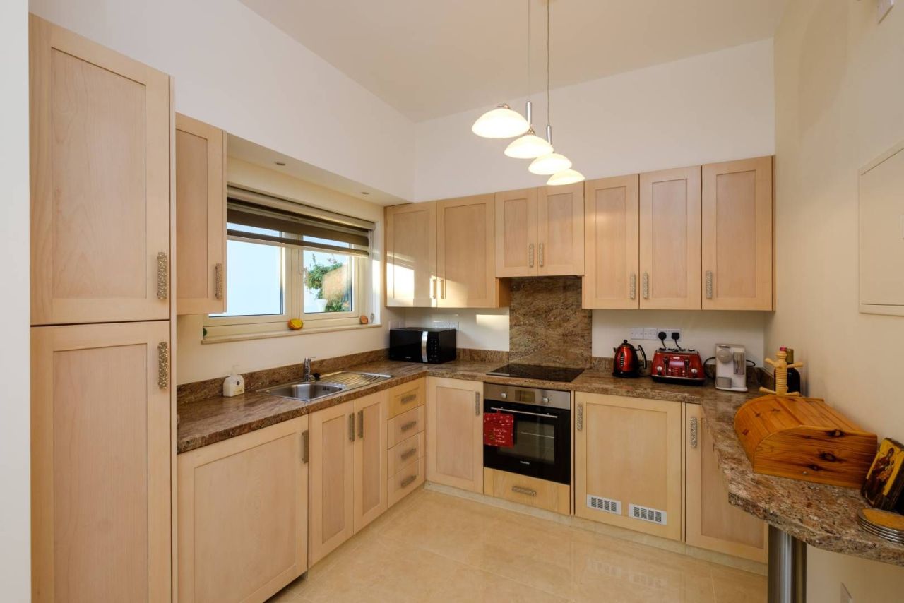 Casa a Larnaca, Cipro, 558 m² - foto 15