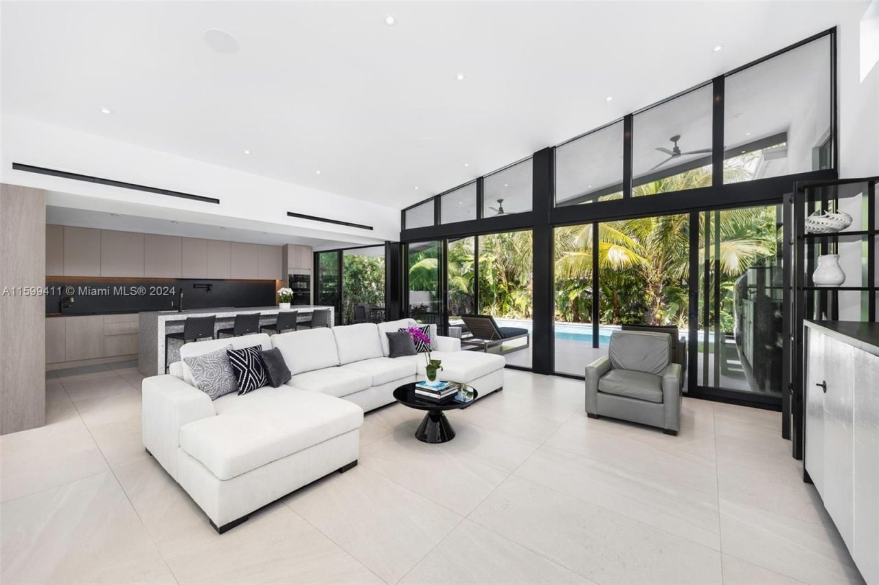 Villa en Miami, Estados Unidos, 290 m² - imagen 6