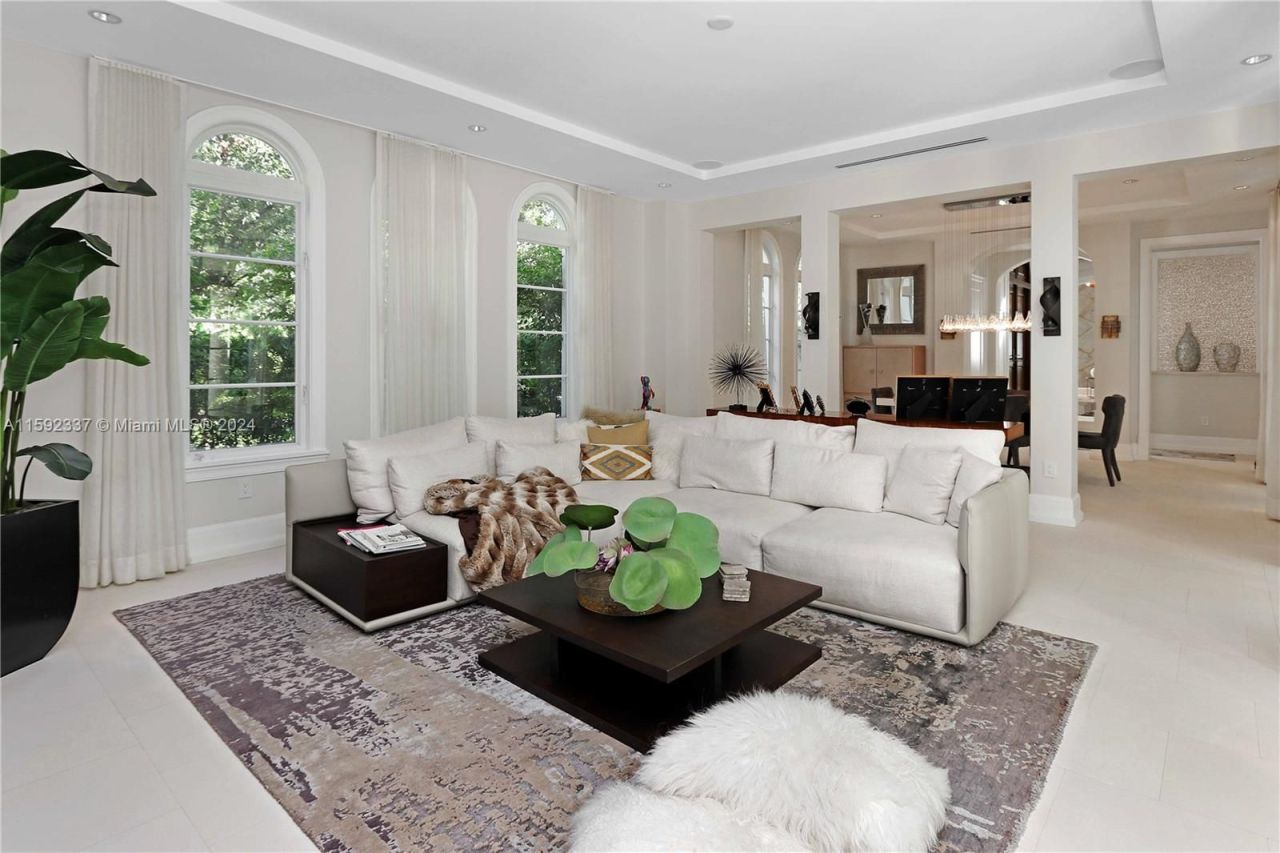 Villa à Miami, États-Unis, 330 m² - image 13