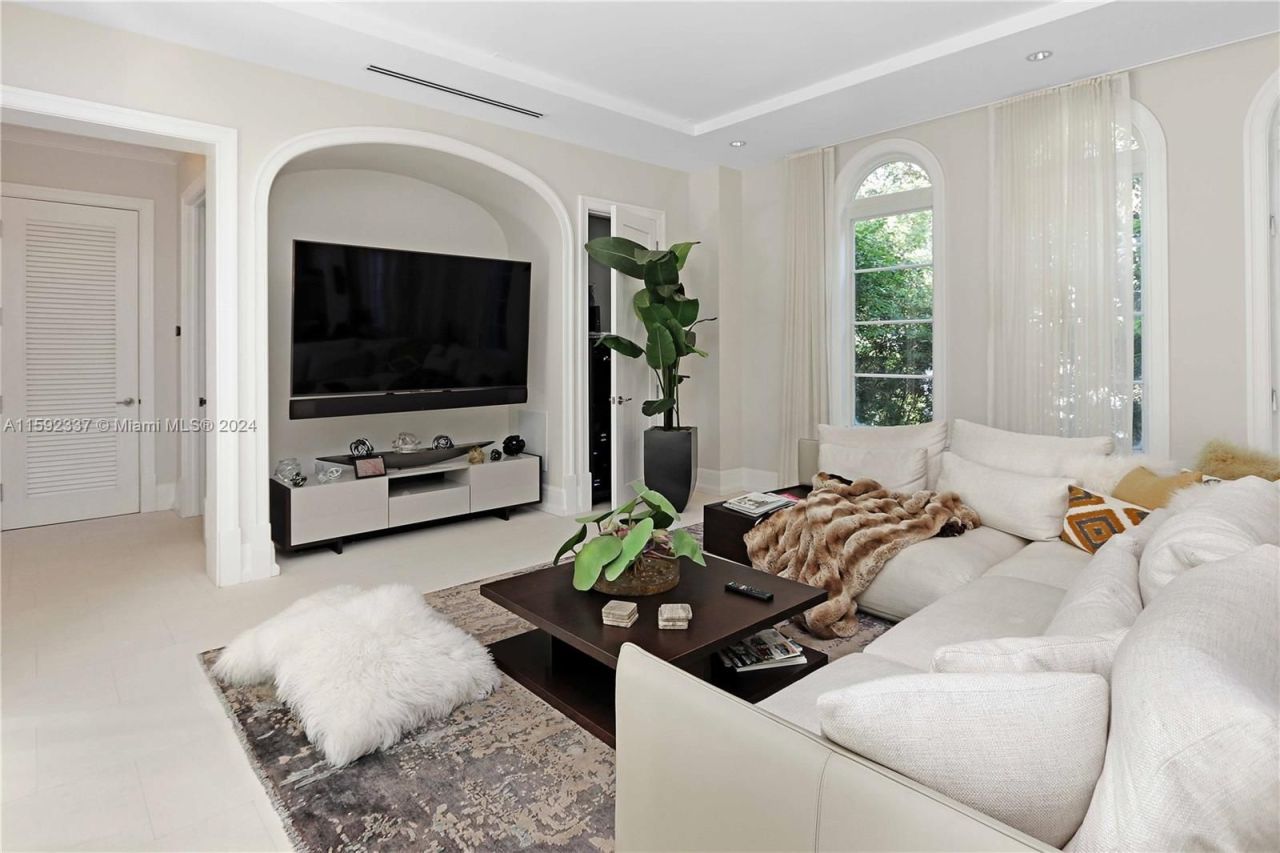 Villa à Miami, États-Unis, 330 m² - image 12