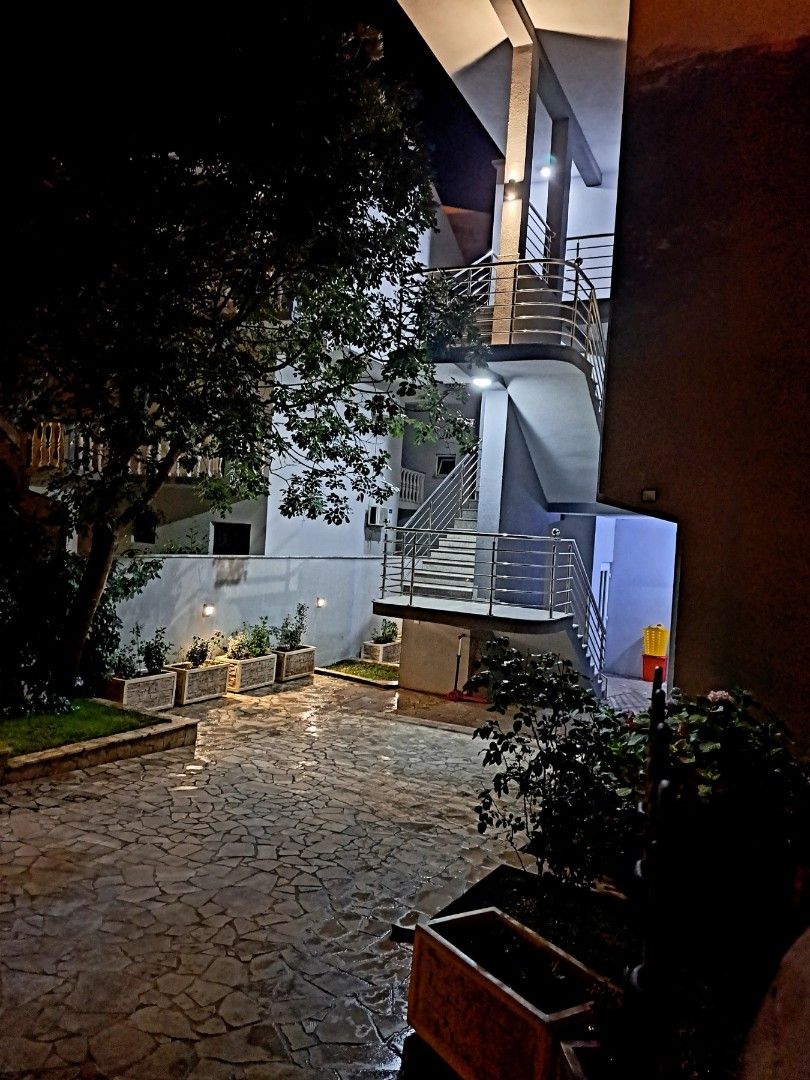 Hôtel à Sutomore, Monténégro, 375 m² - image 2