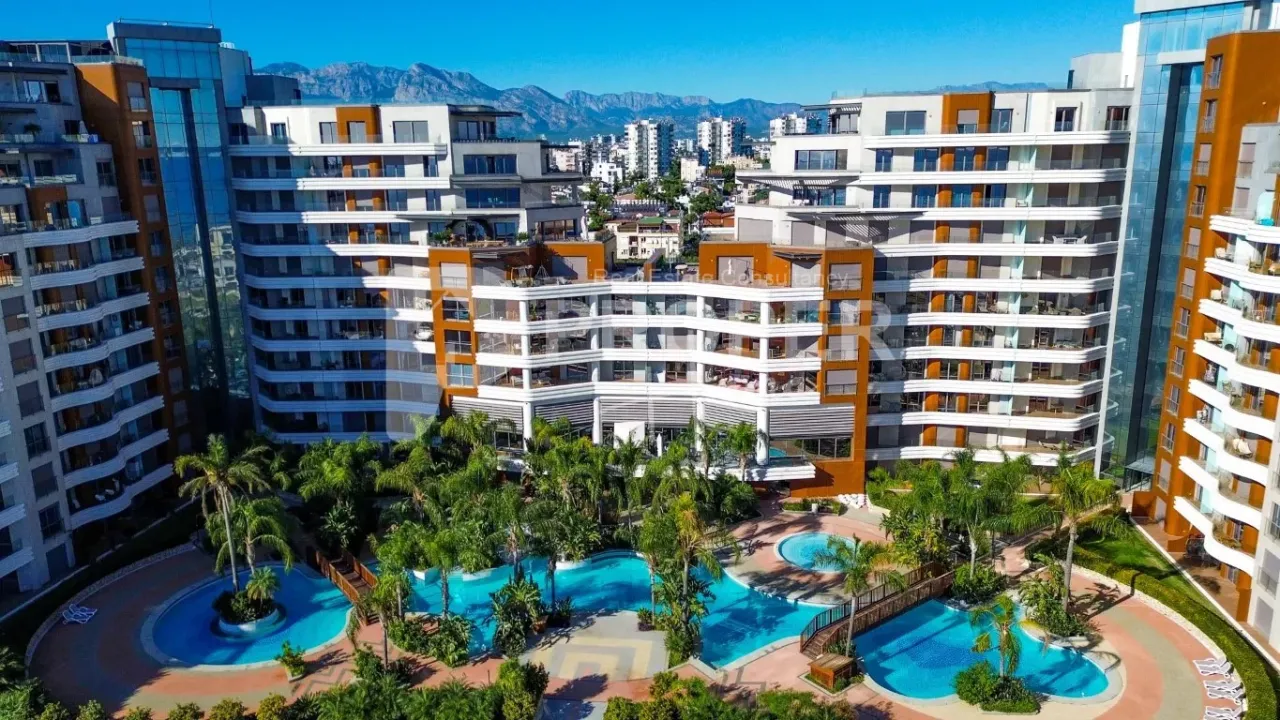 Piso en Antalya, Turquia, 197 m² - imagen 1