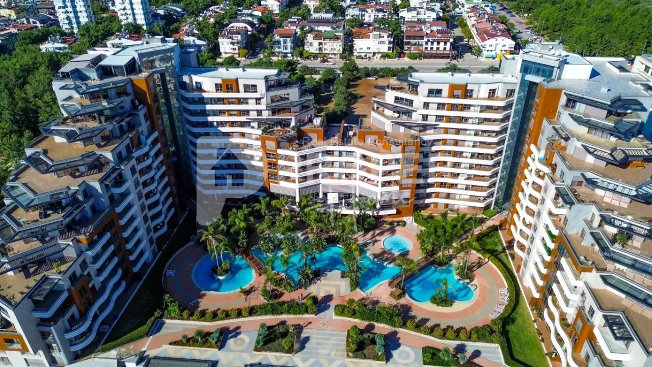 Piso en Antalya, Turquia, 130 m² - imagen 1