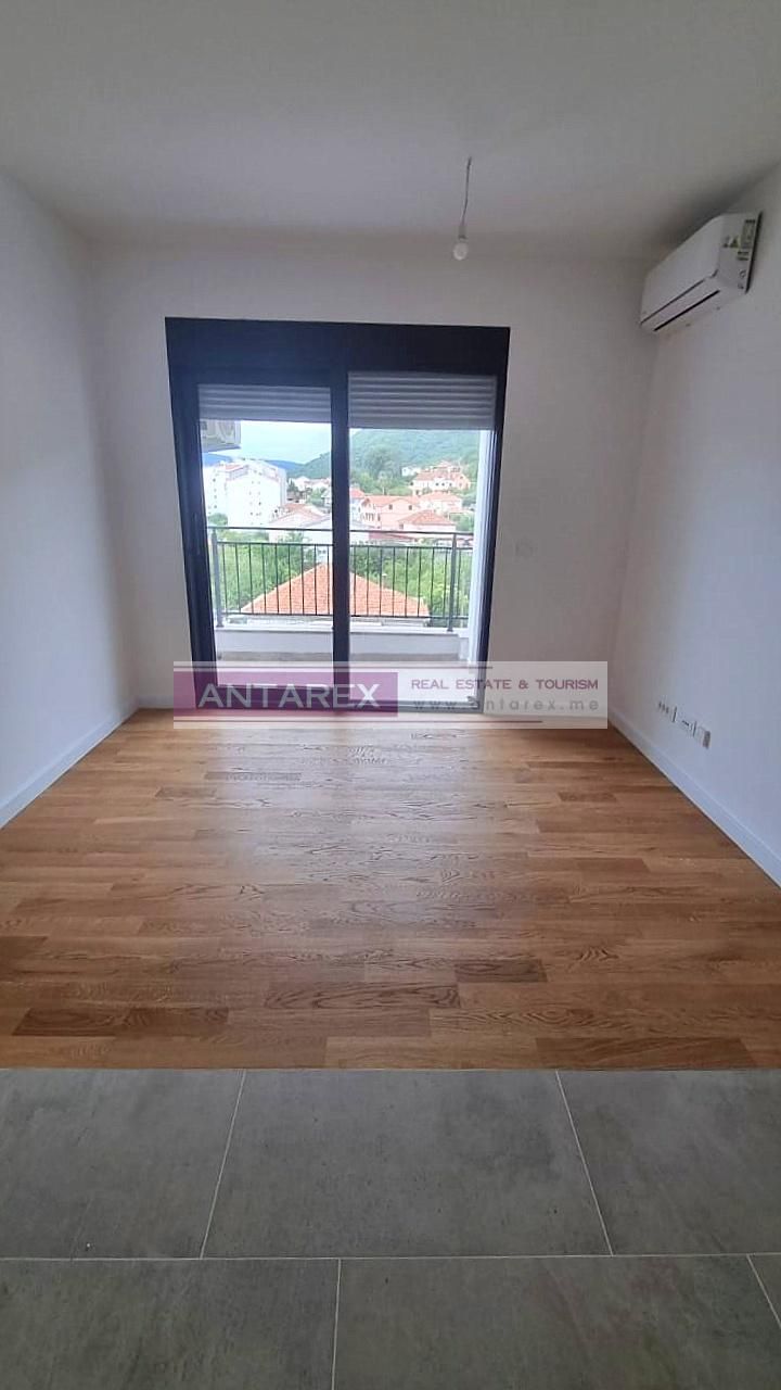 Apartment in Bijela, Montenegro, 107 m² - Foto 3