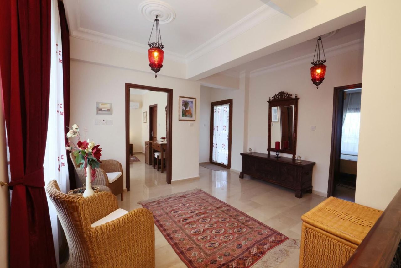 Villa a Kyrenia, Cipro, 230 m² - foto 15