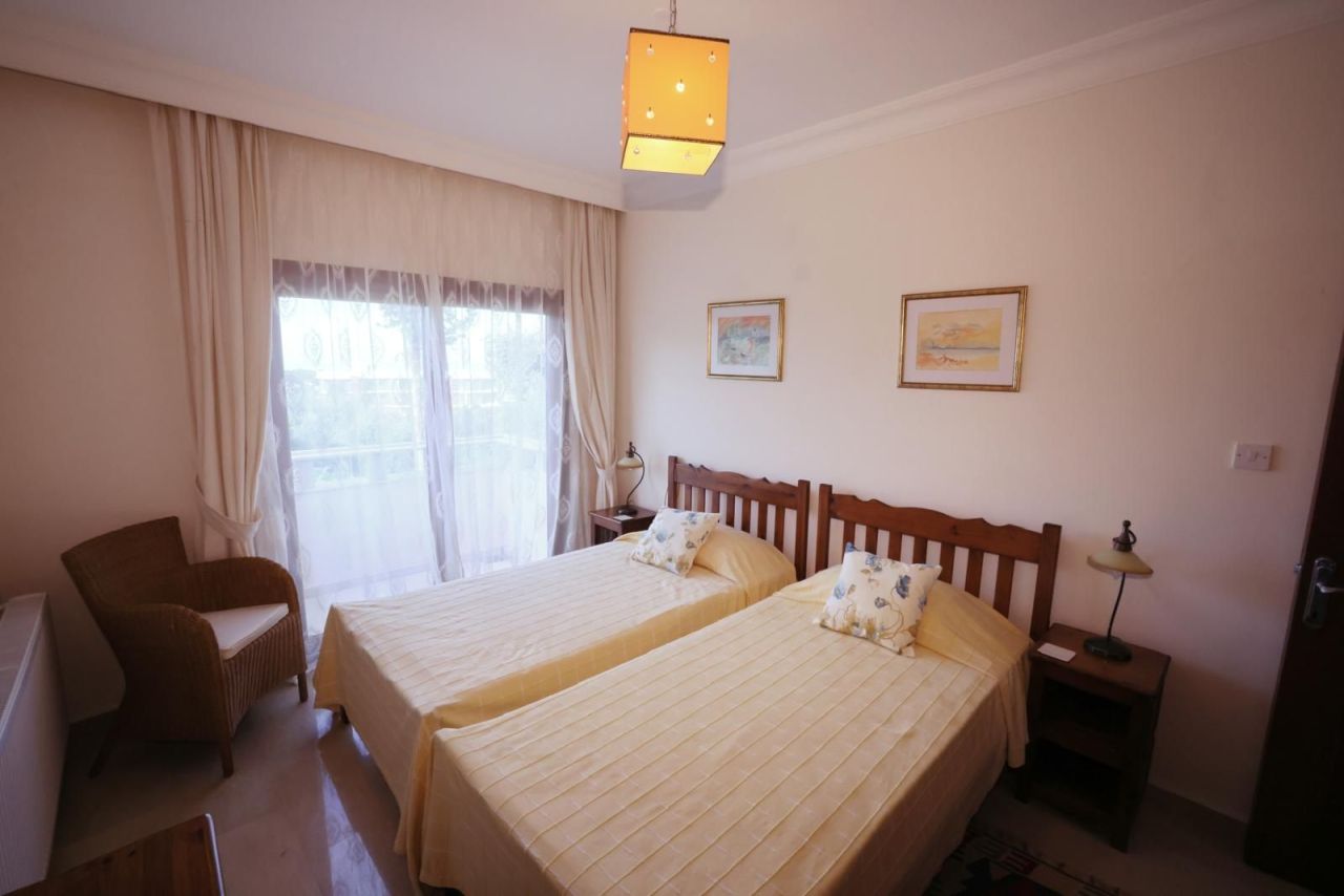 Villa a Kyrenia, Cipro, 230 m² - foto 17