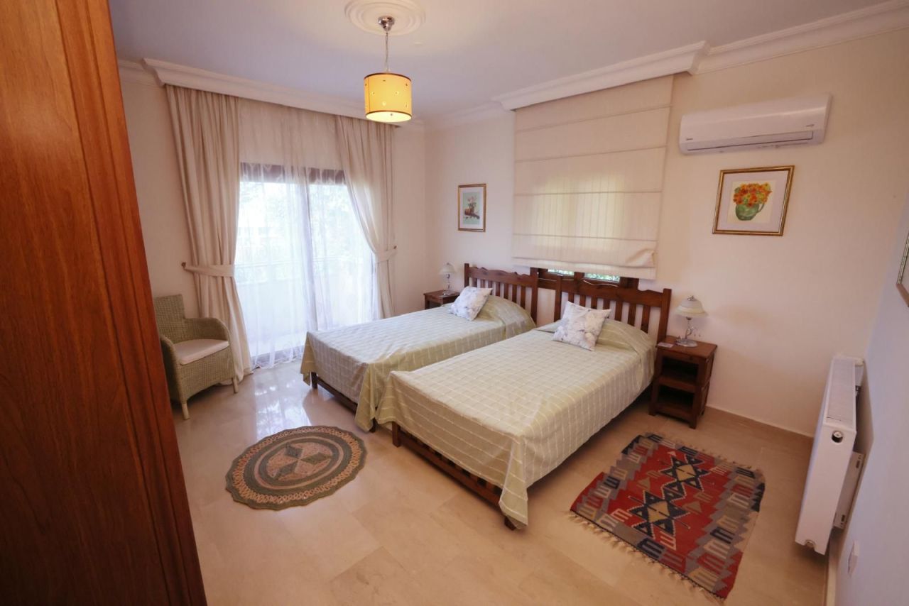 Villa a Kyrenia, Cipro, 230 m² - foto 19