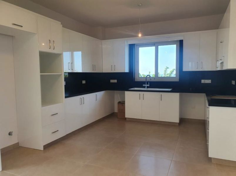 Casa di reddito a Paphos, Cipro, 543 m² - foto 6