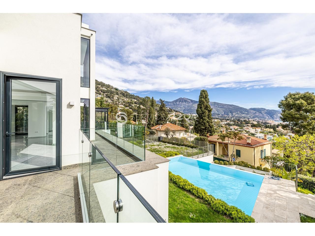 Villa en Roquebrune Cap Martin, Francia, 350 m² - imagen 6