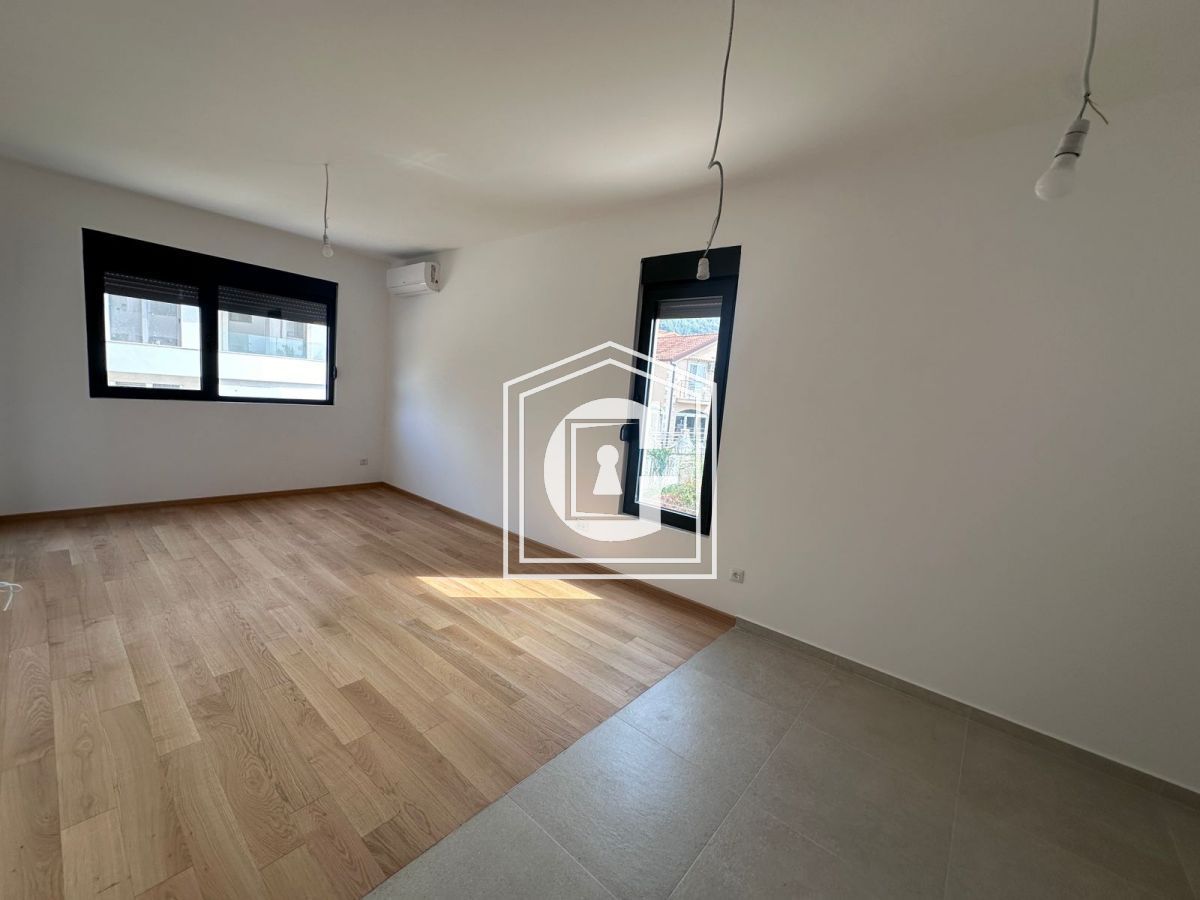 Apartamento en Becici, Montenegro, 47 m² - imagen 1