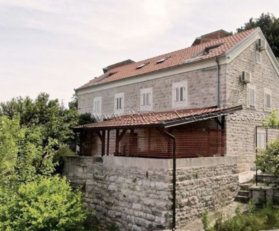 Haus in Kamenari, Montenegro, 250 m² - Foto 2