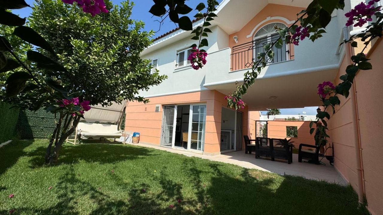 Villa in Belek, Türkei, 130 m² - Foto 1