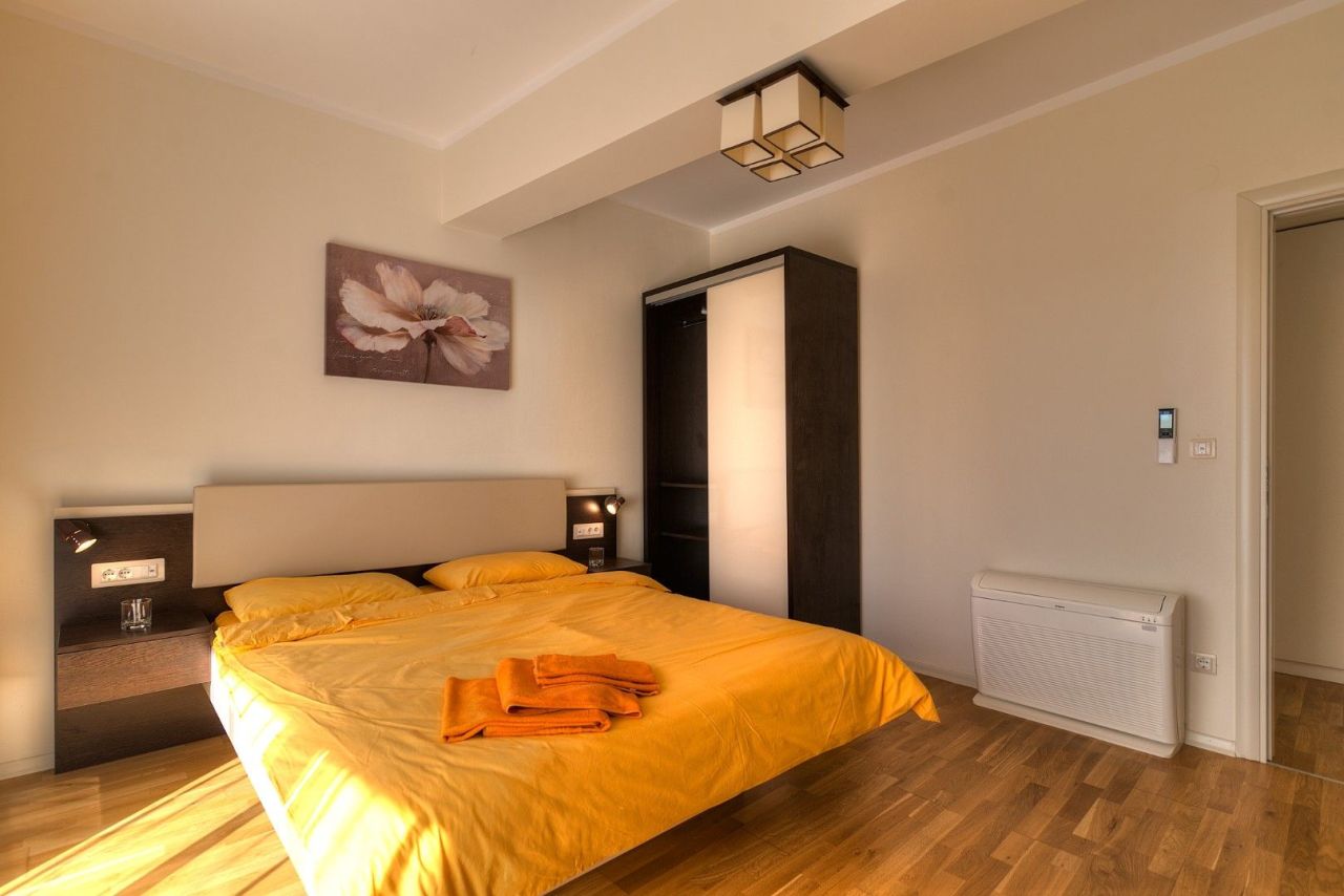 Piso en Budva, Montenegro, 125 m² - imagen 13
