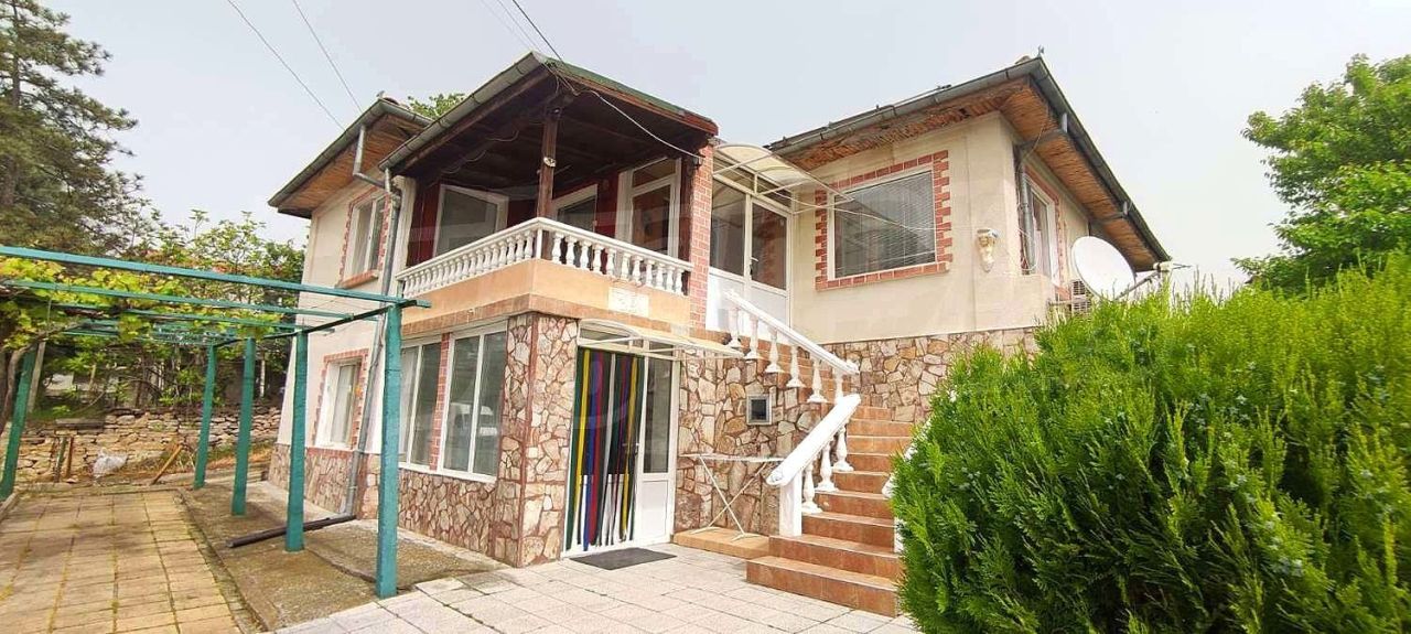 Casa a Bjala, Bulgaria, 154 m² - foto 2