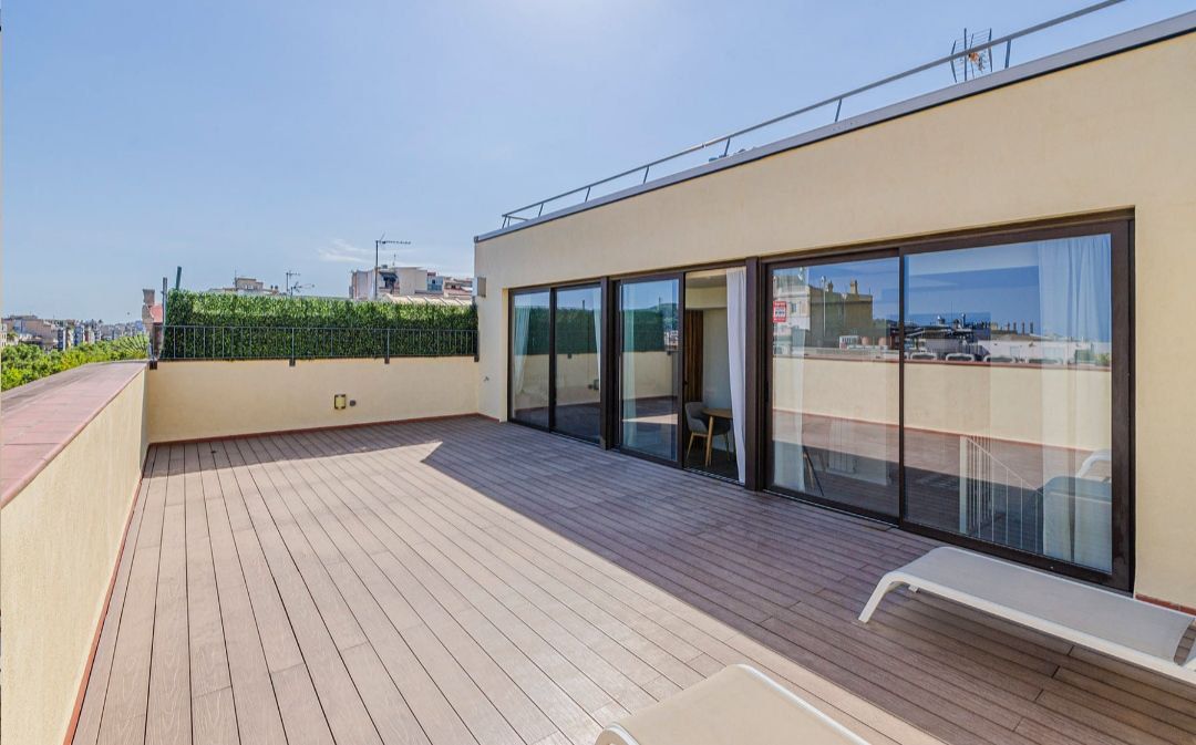 Penthouse in Barcelona, Spanien, 122 m² - Foto 1