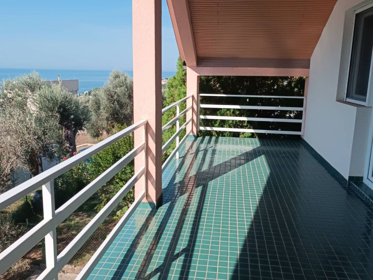 Haus in Bar, Montenegro, 97 m² - Foto 3