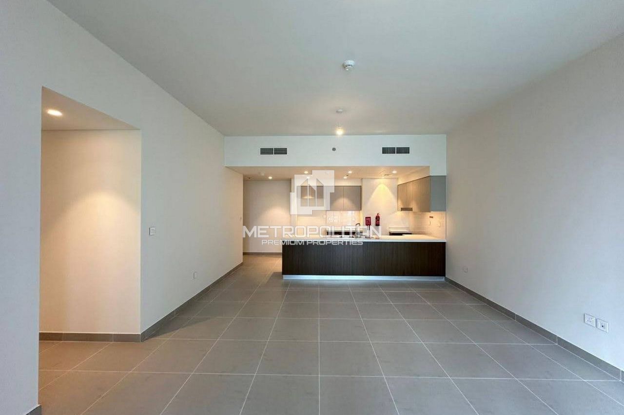 Apartment in Dubai, UAE, 153 m² - picture 1