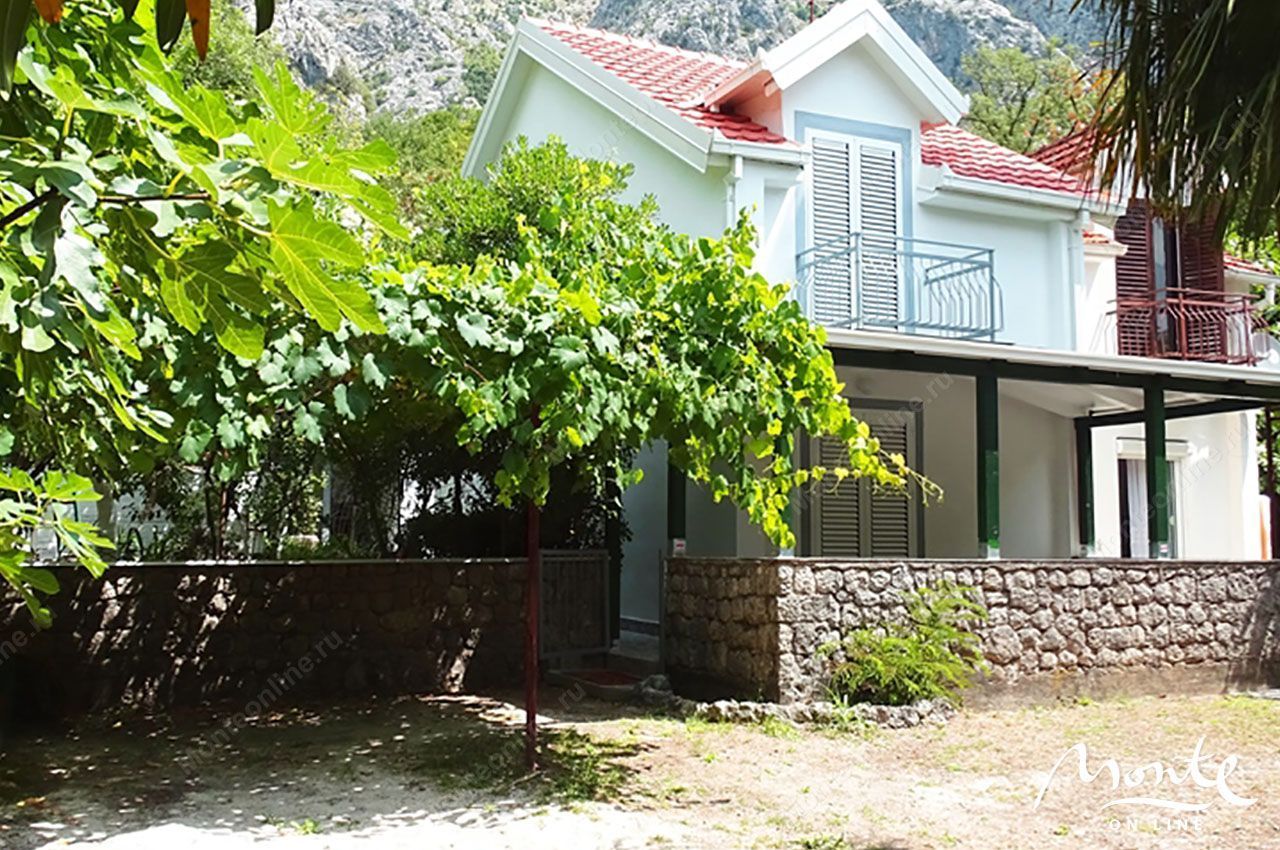 Haus in Kotor, Montenegro, 78 m² - Foto 1