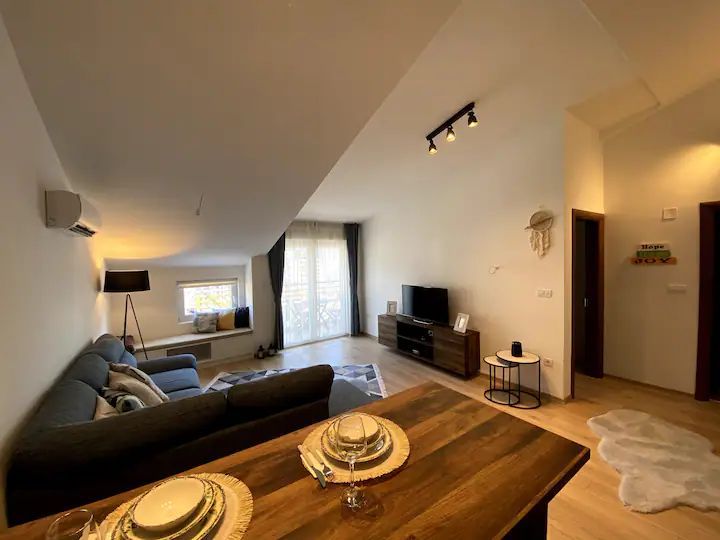 Piso en Budva, Montenegro, 49 m² - imagen 1