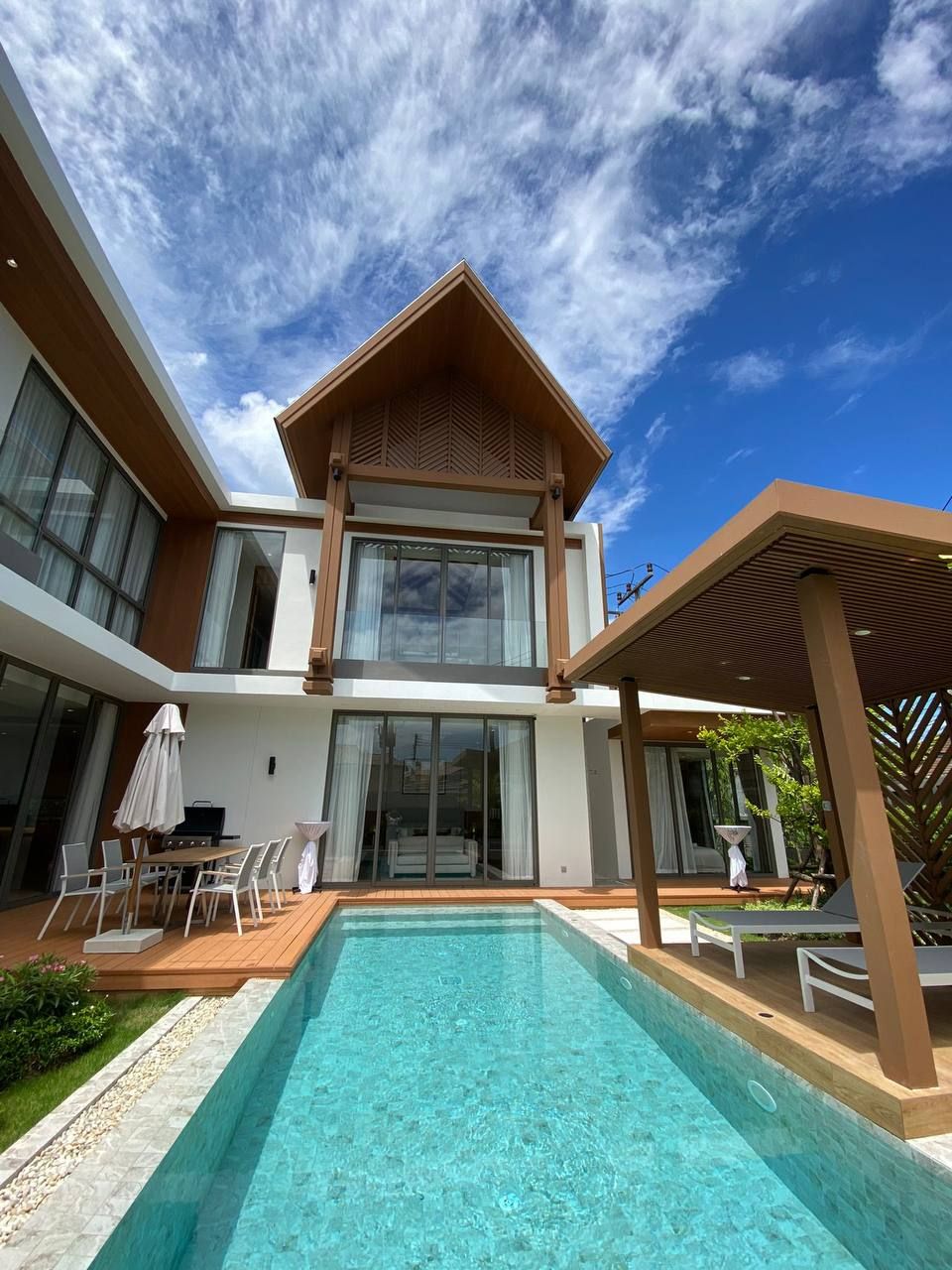 Villa on Phuket Island, Thailand, 316 m² - picture 1