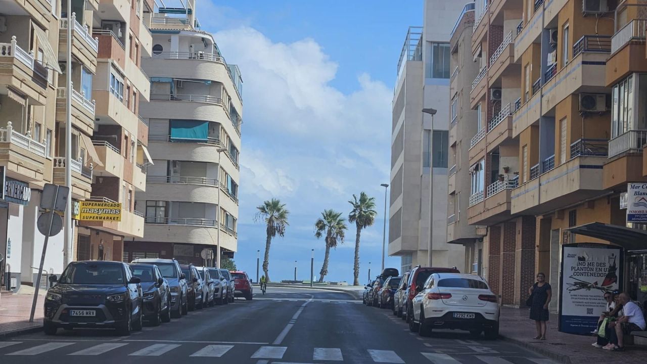 Piso en Torrevieja, España, 65 m² - imagen 1