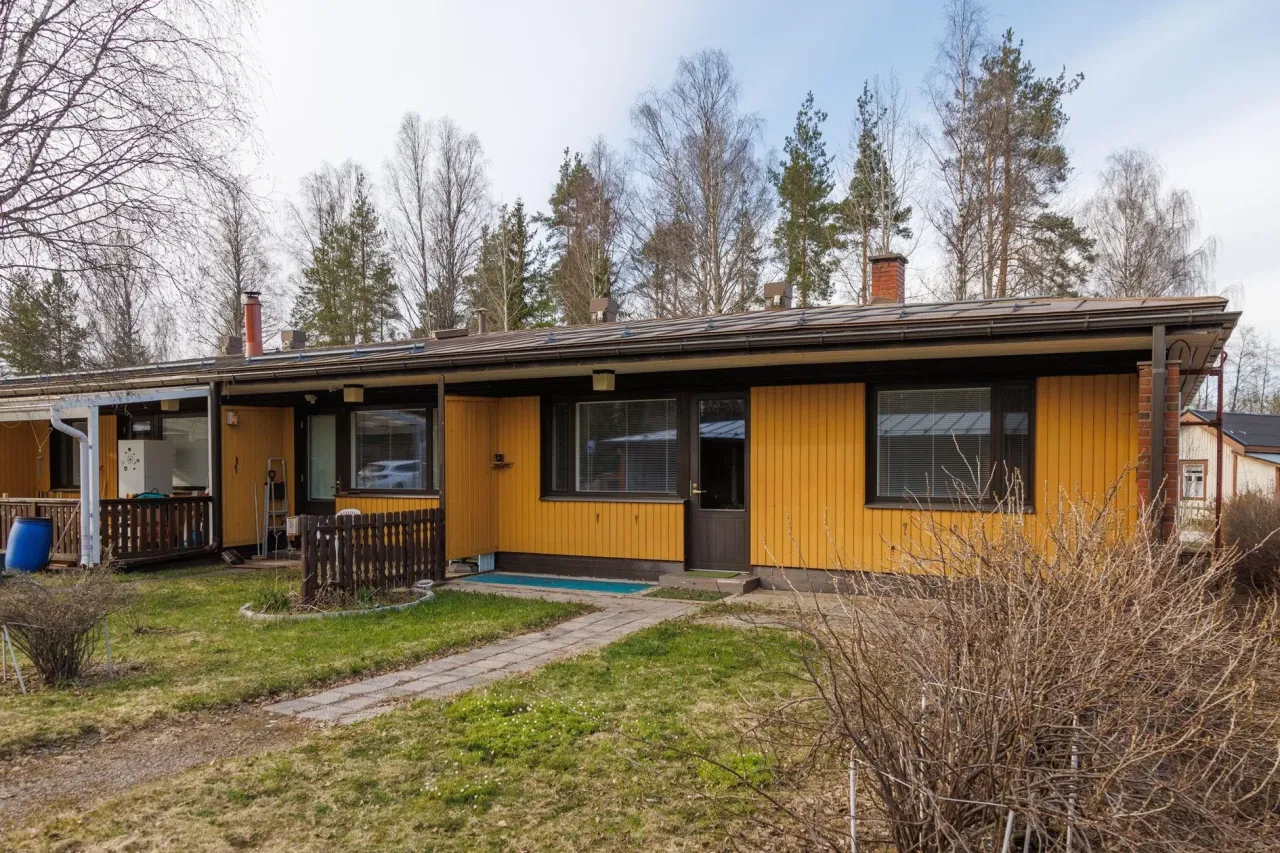 Stadthaus in Aanekoski, Finnland, 76 m² - Foto 1