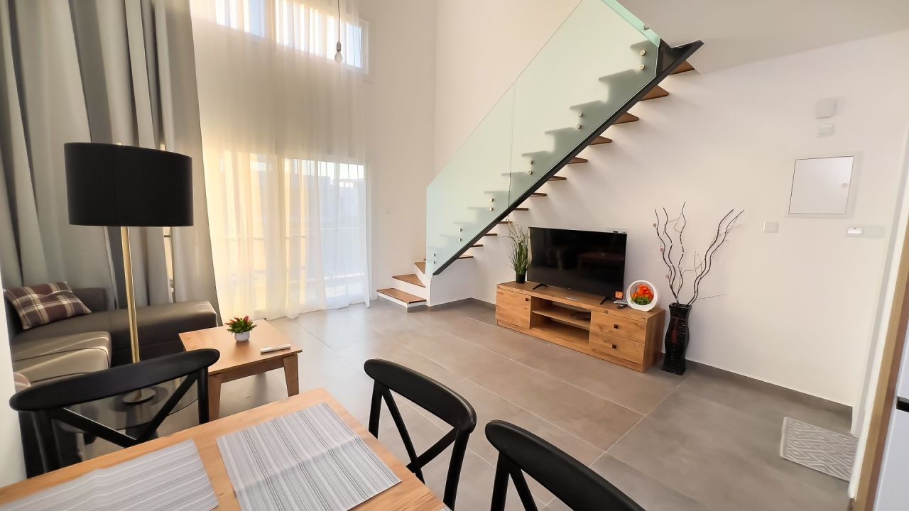 Apartamento en Famagusta, Chipre, 66 m² - imagen 2