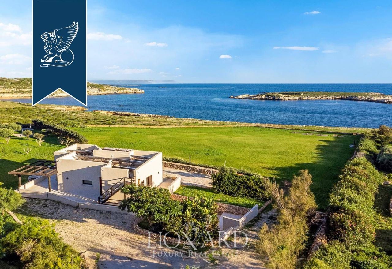 Villa en Favignana, Italia, 350 m² - imagen 1