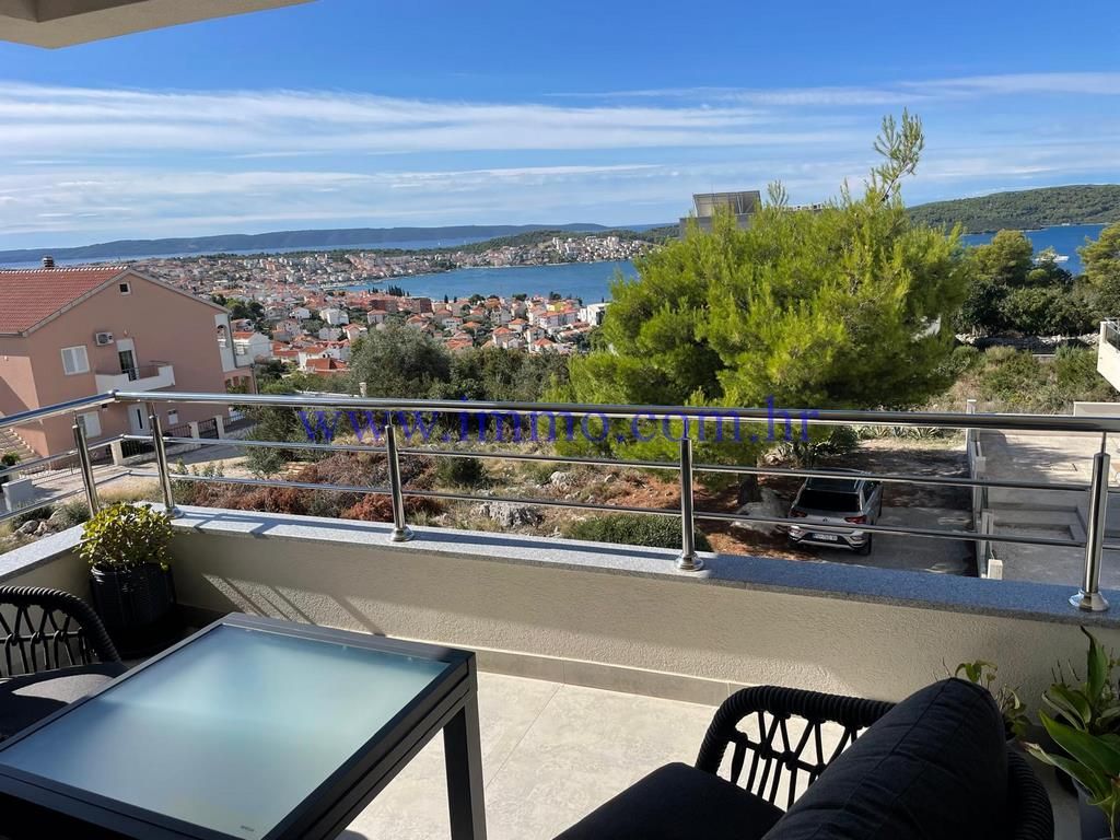 Penthouse à Trogir, Croatie, 100 m² - image 1