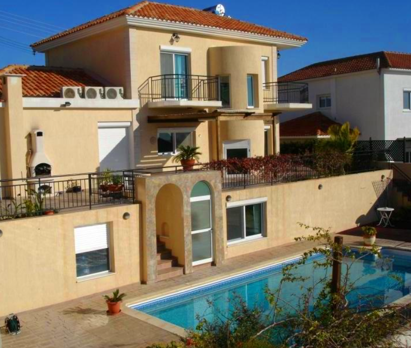 Casa en Agios Tychon, Chipre, 250 m² - imagen 1