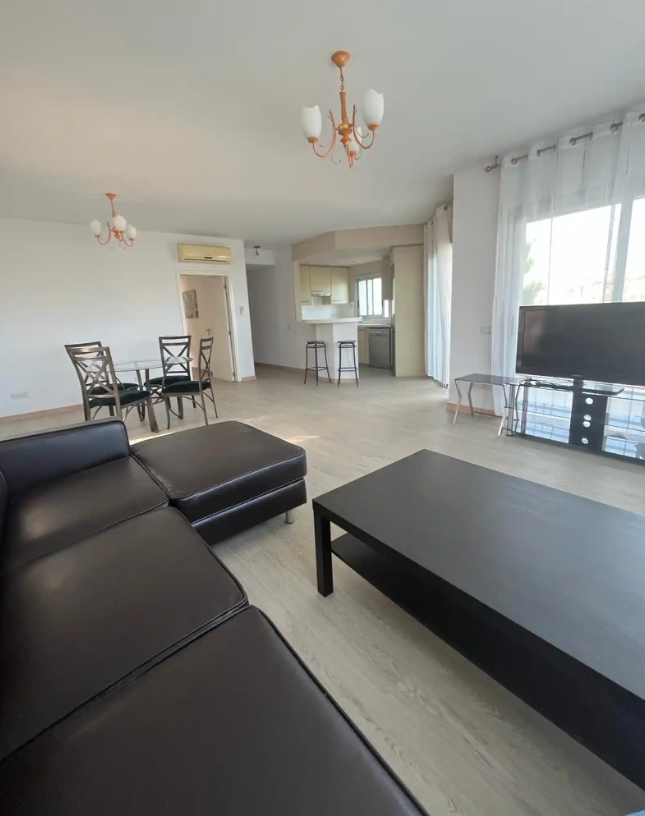 Appartement à Germasogeia, Chypre, 107 m² - image 1