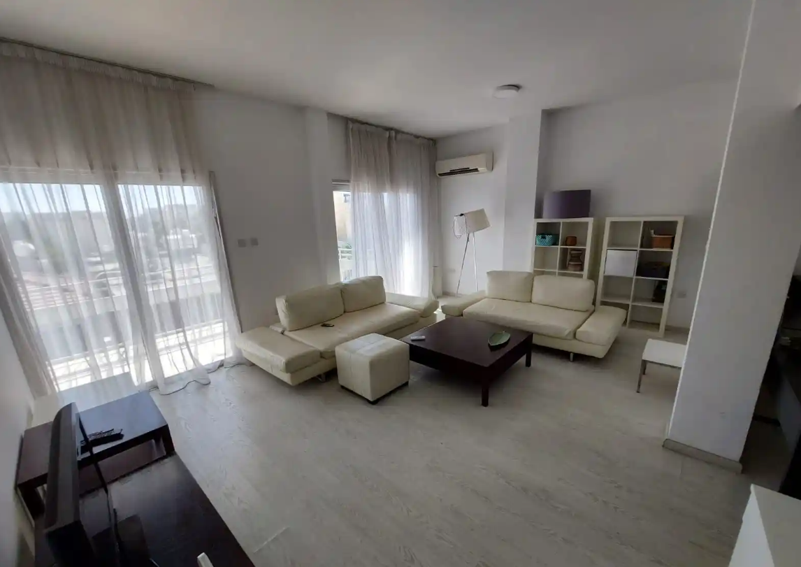 Apartamento en Lárnaca, Chipre, 167 m² - imagen 1