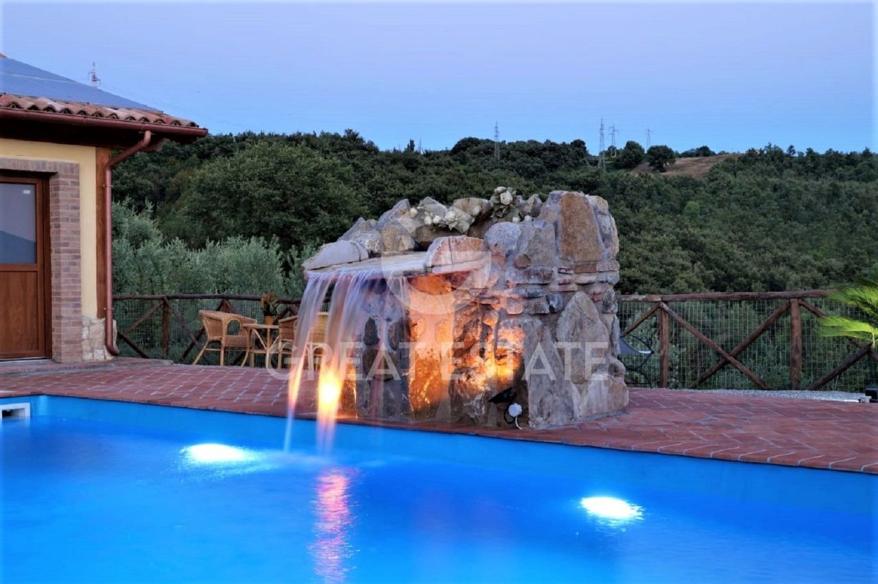 Casa en Ficulle, Italia, 600 m² - imagen 17