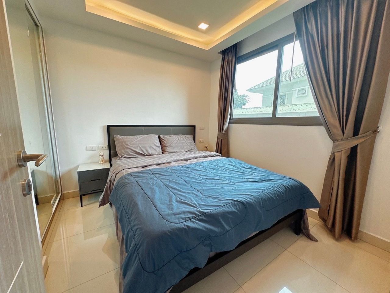 Piso en Pattaya, Tailandia, 27 m² - imagen 1