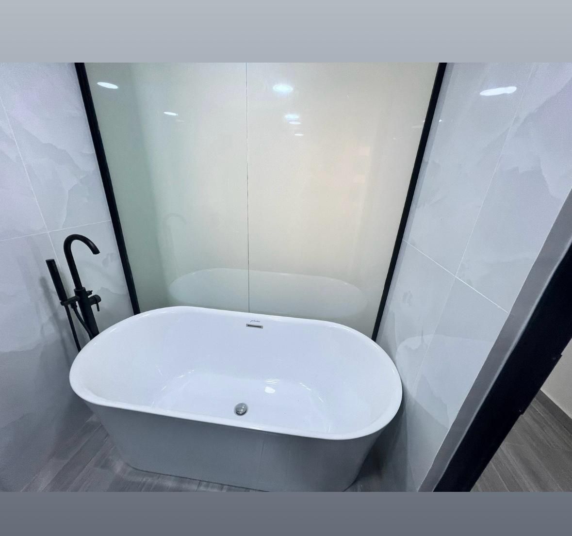 Apartment in Dubai, UAE, 88 m² - picture 2