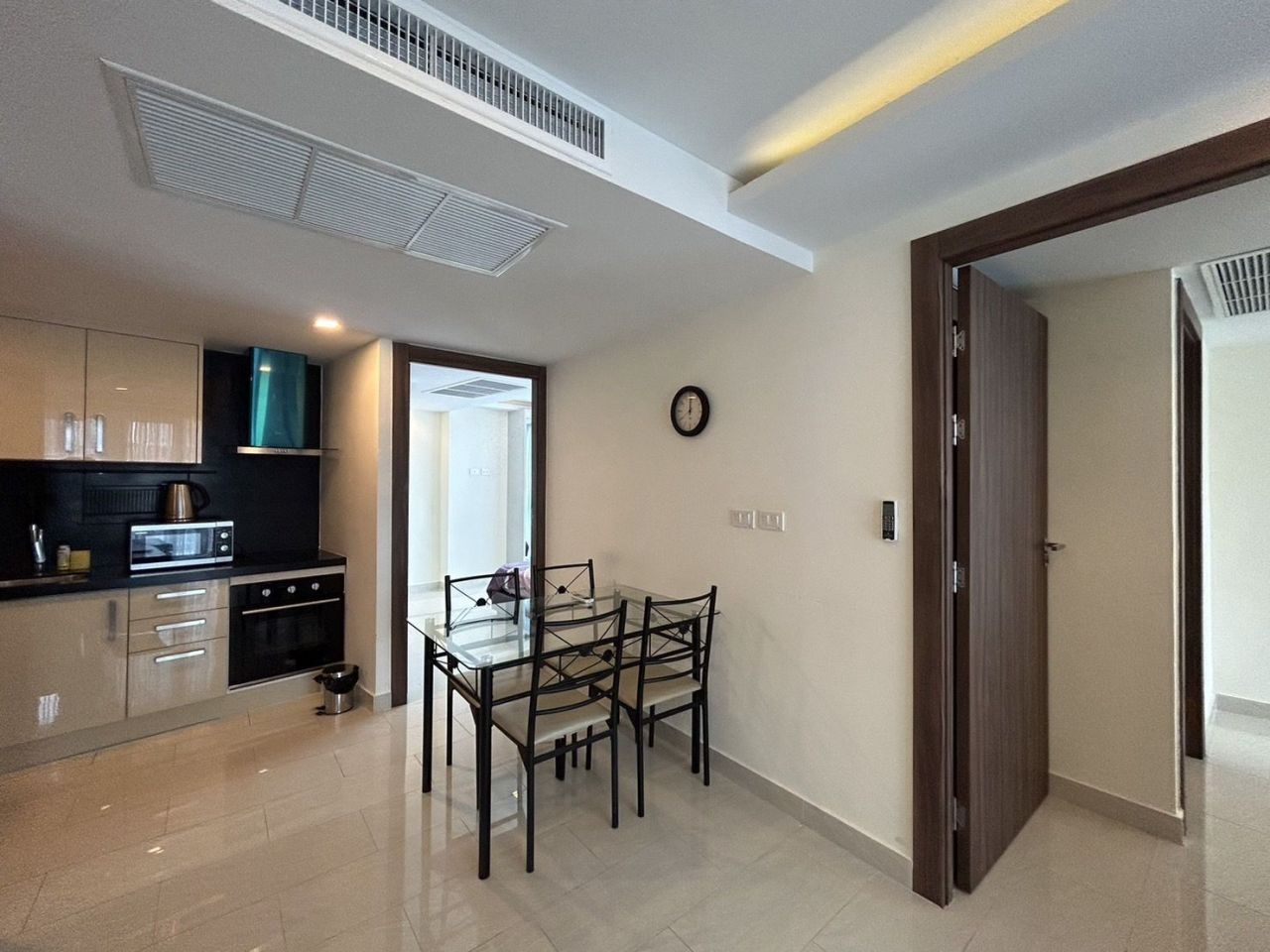 Piso en Pattaya, Tailandia, 60 m² - imagen 10