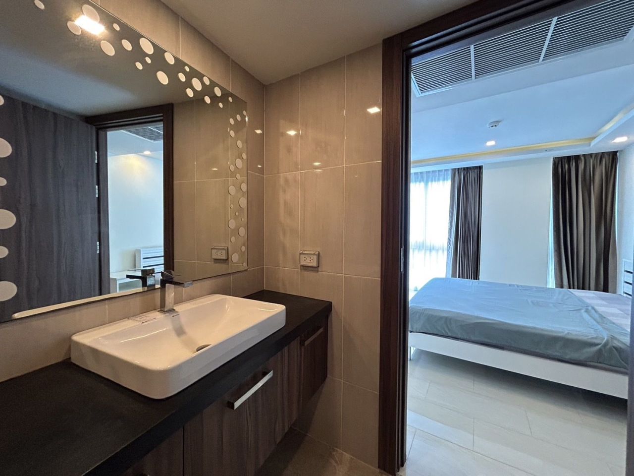 Piso en Pattaya, Tailandia, 60 m² - imagen 14