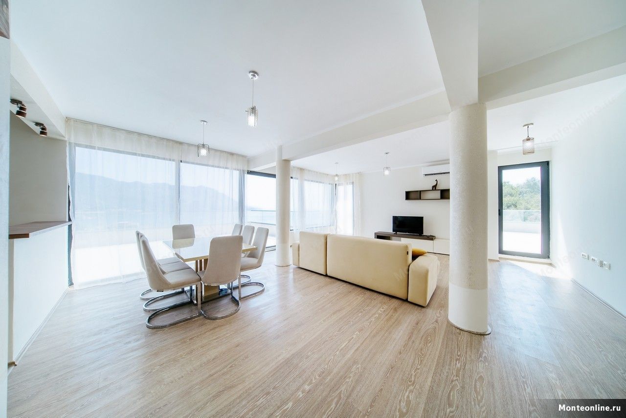 Penthouse à Budva, Monténégro, 233 m² - image 1