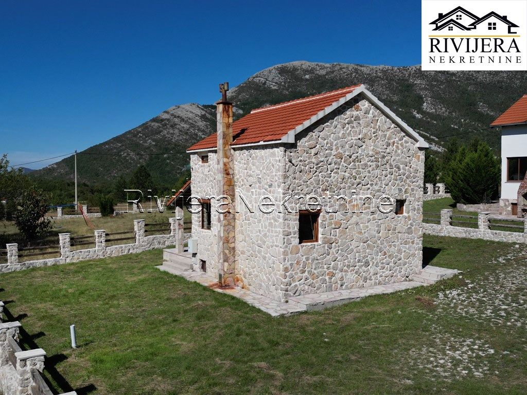 Casa a Herceg-Novi, Montenegro, 189 m² - foto 6