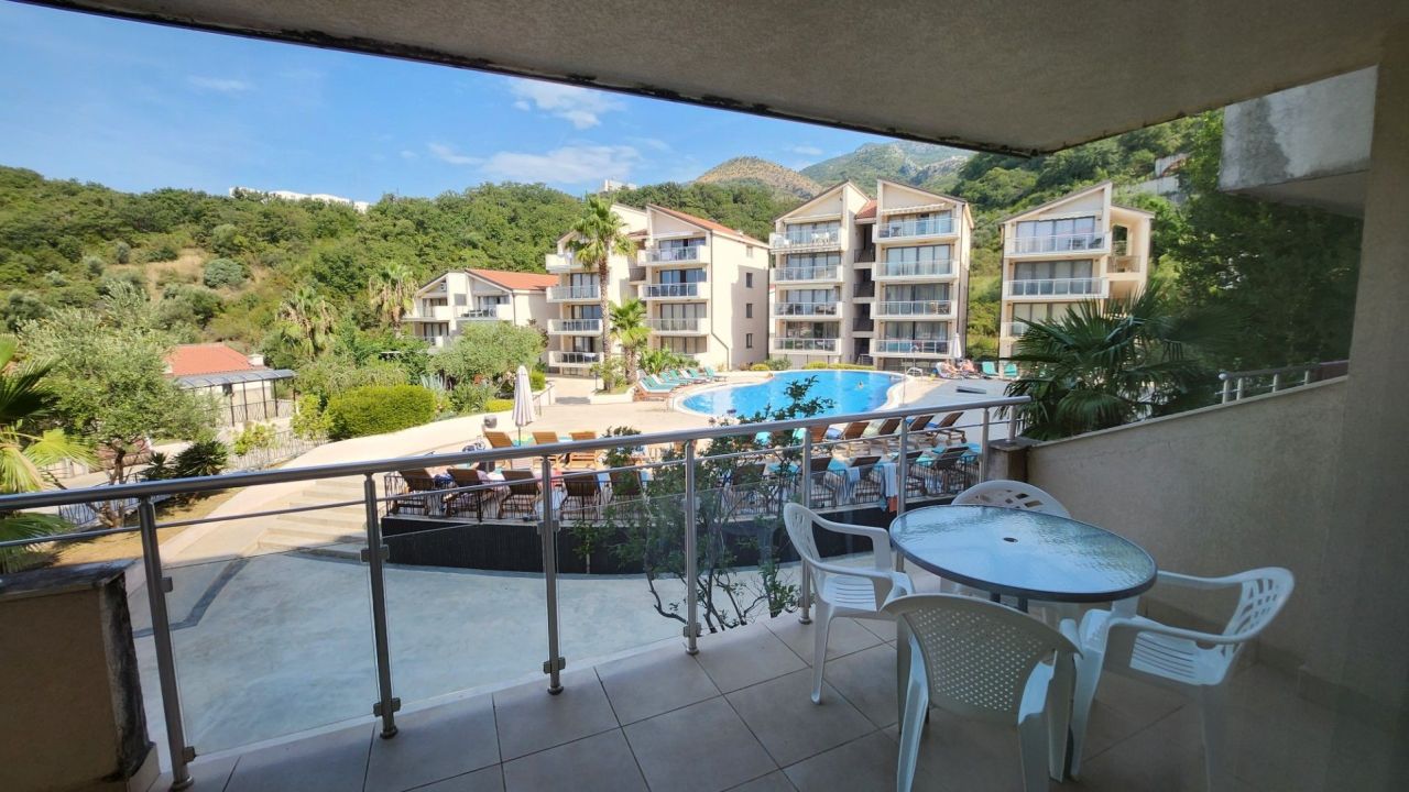 Piso en Przno, Montenegro, 75 m² - imagen 4