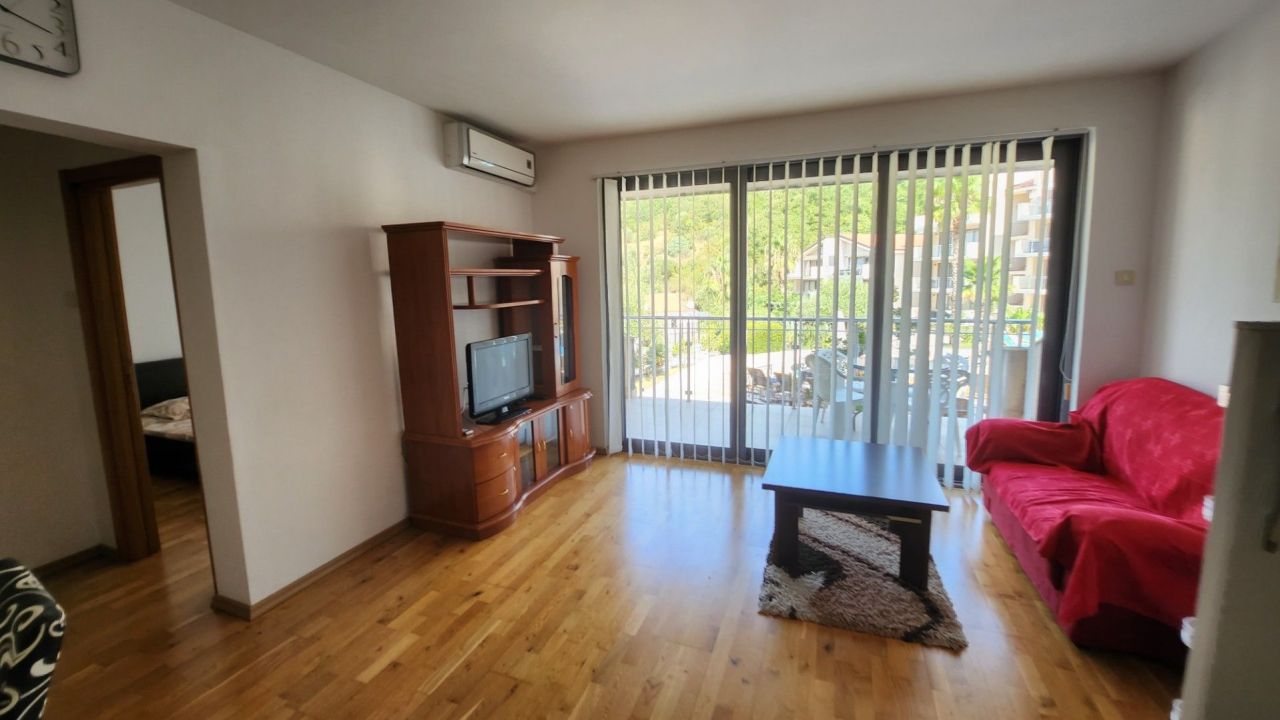 Piso en Przno, Montenegro, 75 m² - imagen 5