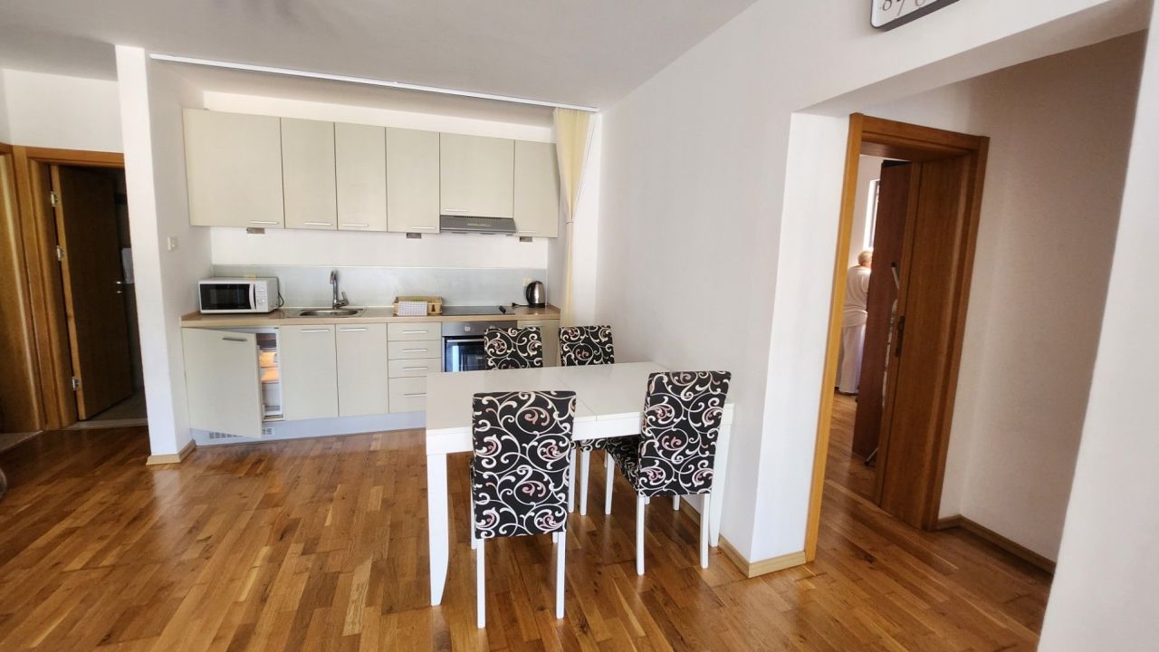 Piso en Przno, Montenegro, 75 m² - imagen 8