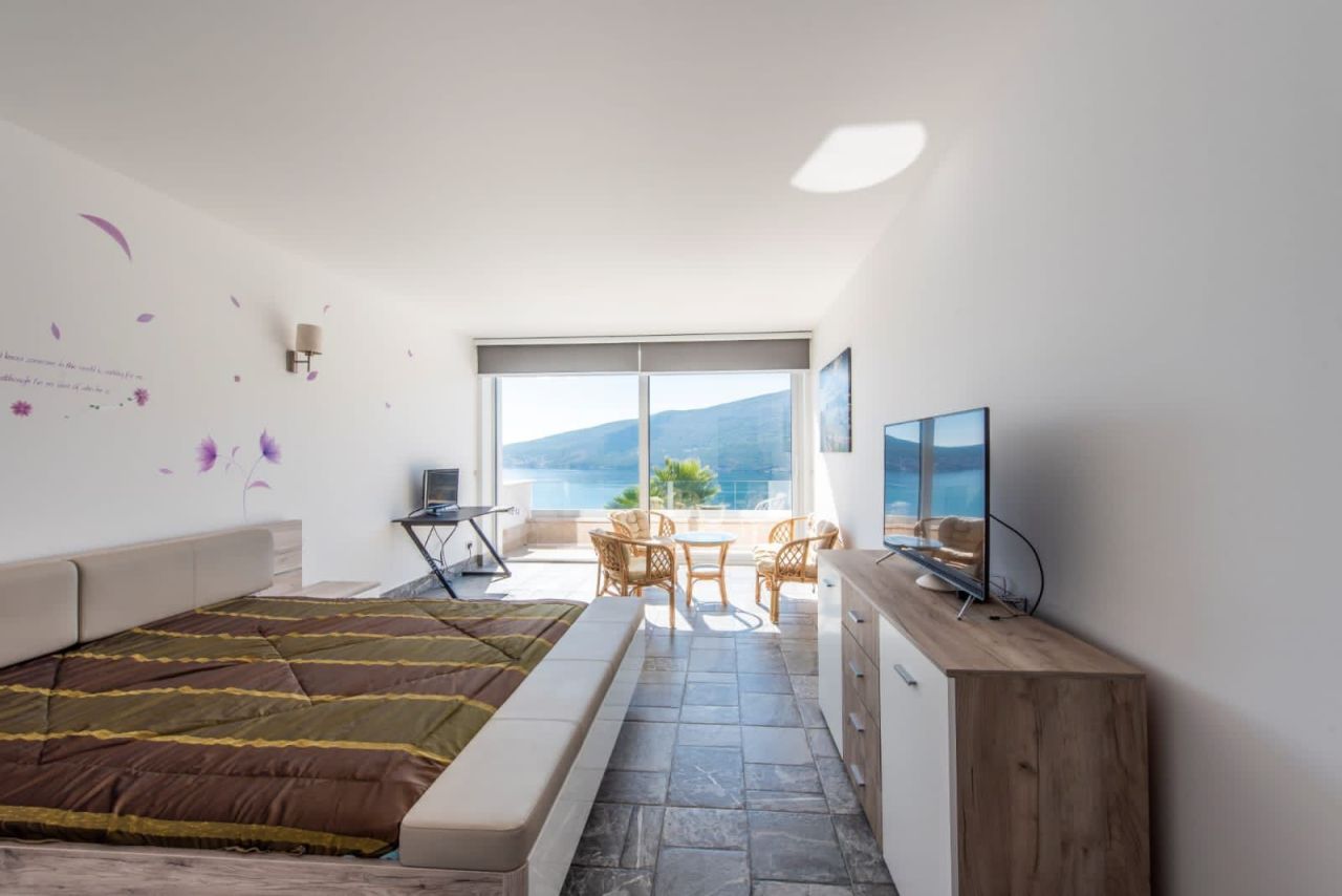 Villa a Đenovići, Montenegro, 760 m² - foto 11