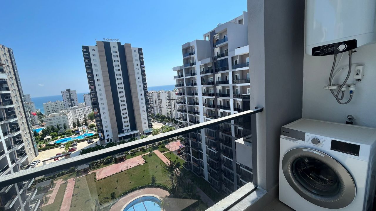 Flat in Mersin, Turkey, 60 m² - picture 1