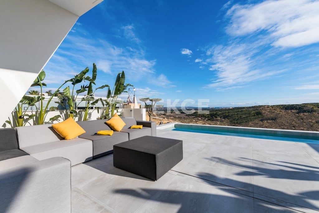 Villa à Rojales, Espagne, 250 m² - image 1