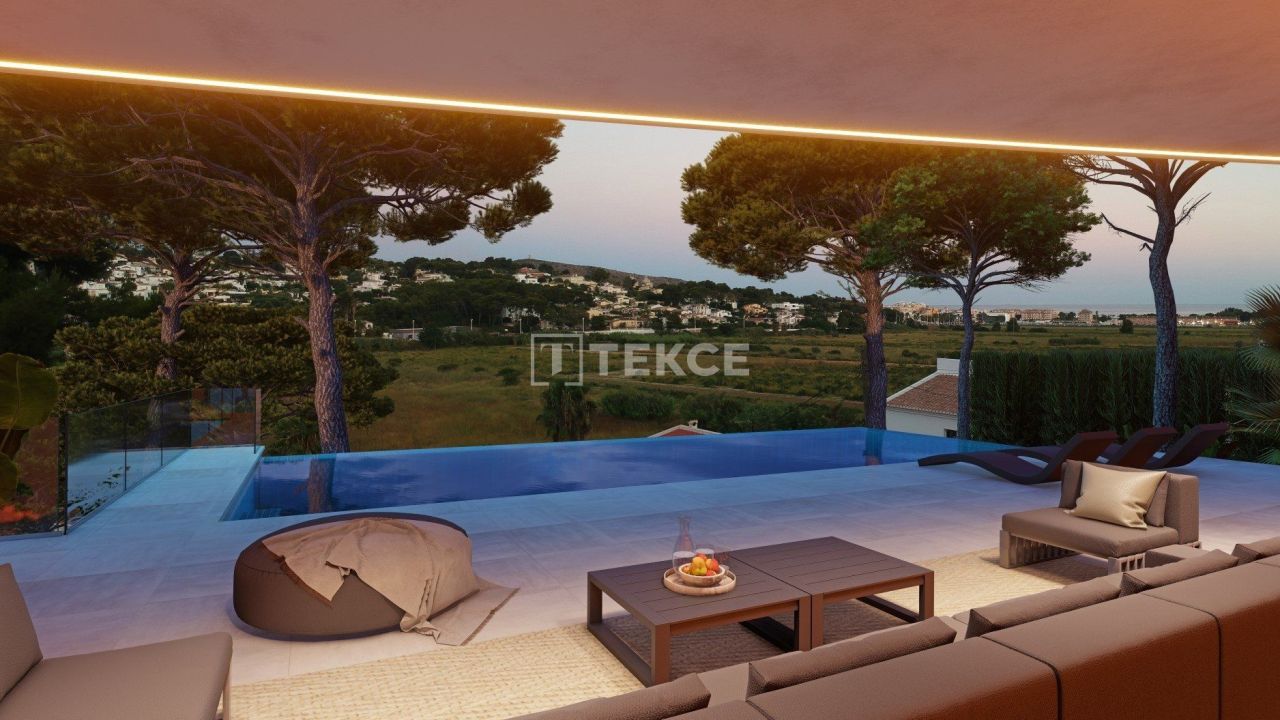 Villa à Teulada, Espagne, 550 m² - image 1