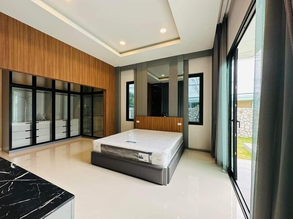 House in Pattaya, Thailand, 285 m² - picture 1