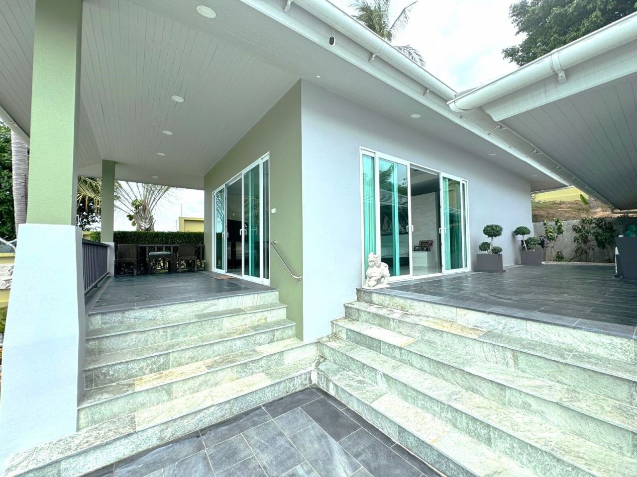 Villa en Ko Samui, Tailandia, 317 m² - imagen 1